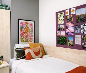 Large Ensuite - Photo 1