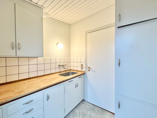 Charmerende 1-værelses lejlighed med fransk altan i Munkebo - Foto 1