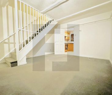 2 bedroom semi-detached house to rent - Photo 4