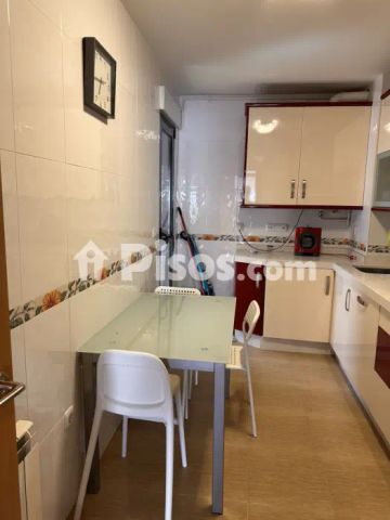 Piso en alquiler en Calle de Miguel Delibes, 6 - Foto 4