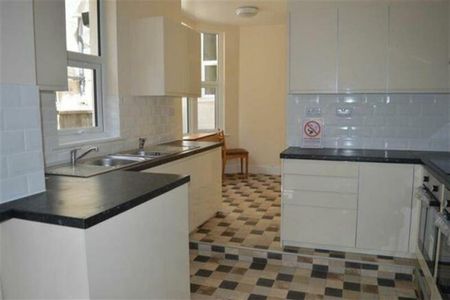 1 bedroom property to rent - Photo 3