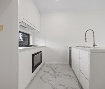 Apply Now - Century 21 &vert; the Paramount Group - Photo 4