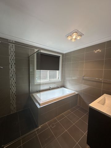 Four Bedroom Home - Photo 3