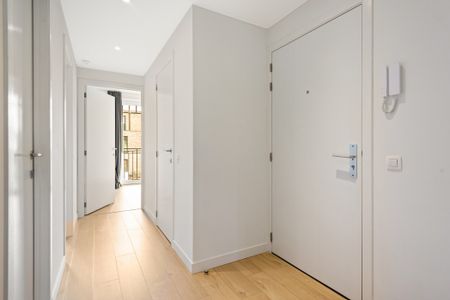 Prachtig appartement op de eerste verdieping met groot terras in het centrum van 's Gravenwezel. - Photo 5