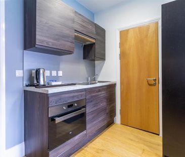 Studio to rent - Photo 5