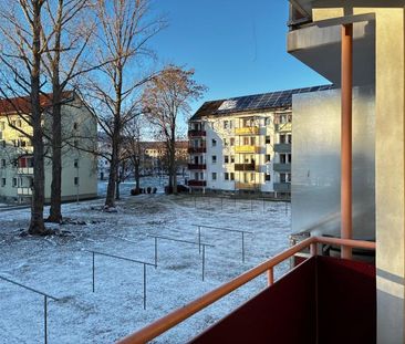 Wohnen am Lindentempel: Sanierte 3-Raum-Wohnung mit Balkon - Photo 5