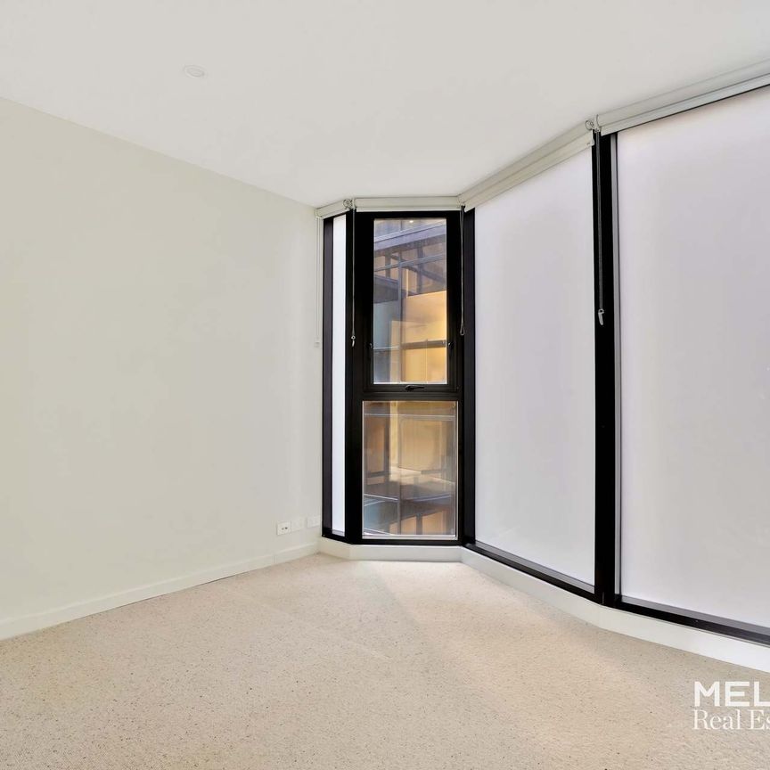 TWO BEDROOM, ONE BATHROOM AT ROYAL ELIZABETH - UNFURNISHED WITH WHITEGOODS - Photo 1