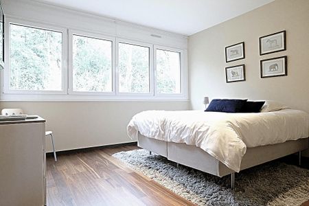 Magnifique meublé 7 p / 4 chambres / 3 SDB / 2 Balcons - Foto 2