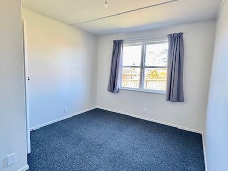 Mangere, 5 Manston - Photo 2