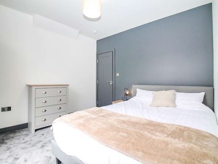 A Memorable Houseshare for Rent in Armley, Leeds Room 5 - Photo 3