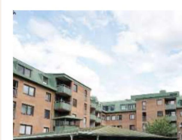 Nedre Kvarnbergsgatan, Göteborg - Photo 1