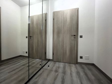 2.5 locali APPENA RISTRUTTURATO a Coldrerio - Photo 2