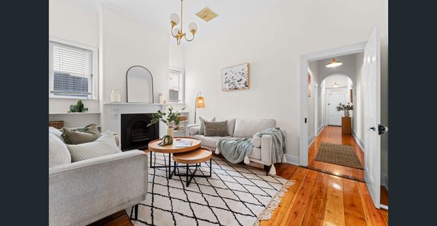 Bluestone Charm with Modern Elegance in Leafy Beulah Park - Photo 1