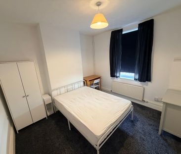 4 bedroom house - Photo 4