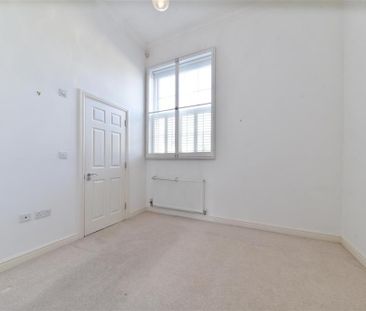 2 bedroom semi-detached house to rent - Photo 5