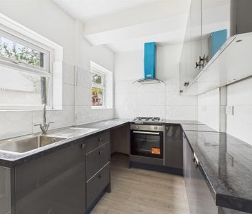 2 bedroom End of terrace house to rent - Photo 4