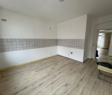 #schöne 2-Raum-Wohnung # große Wohnküche #Waschraum #Keller #Balkon... - Foto 4