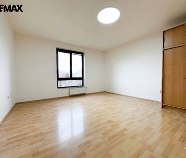 Pronájem bytu 1+kk 31 m² - Photo 2