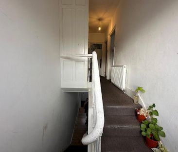 2 bedroom maisonette to rent - Photo 2