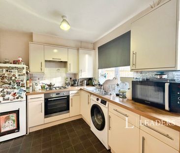 2 bedroom house to rent Pepper Drive, Burgess Hill, RH15 - Photo 5