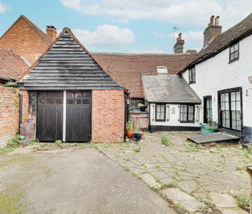 High Street, Redbourn, AL3 7LN - Photo 4