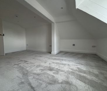 High Street, Coleshill - Photo 3