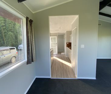 Sunny and Open Plan Living in Hikurangi! - Photo 1
