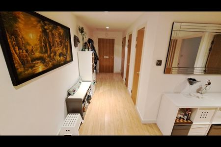 Room in a Shared Flat, Glasgow Harbour Terraces, G11 - Photo 5