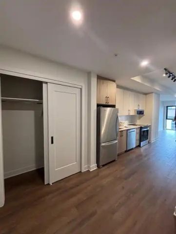 The Cooper — Luxury 2 Bedroom / 2 Bathroom - Photo 5