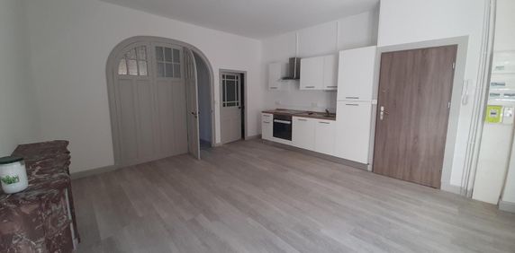 Location Appartement 2 pièces 37m² BORT LES ORGUES 19110 - Photo 2