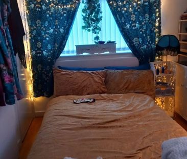 1 Bed End Terrace, New Road, L13 - Photo 3