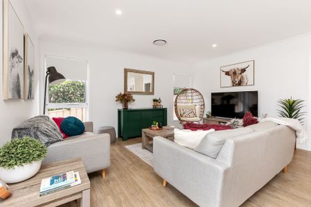 Modern, Low-Maintenance Living in Sought-After Bourkelands - Photo 3