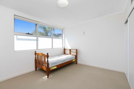 14 Hobsons Place, Adelaide SA 5000 - Townhouse For Rent | Domain - Photo 4