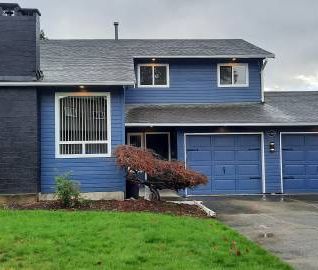 $3,200 / 3br - 3 Beds 2 Bath $3200 - Photo 2