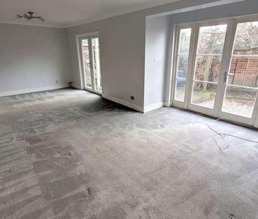 Ripley, Surrey, GU23 - Photo 2