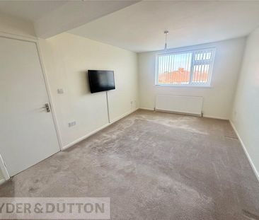 Crossby Close, 16, Middleton, M24 1NU, Manchester - Photo 3