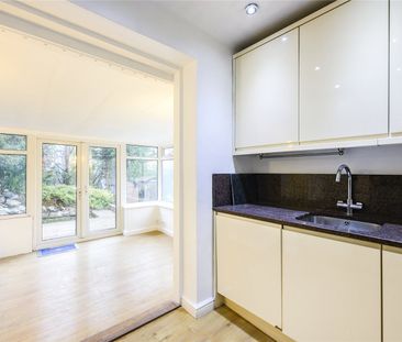 Maple Way, Coulsdon, Surrey, CR5 3RP - Photo 6