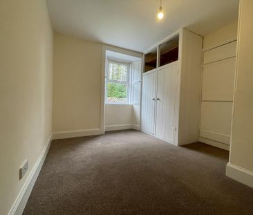 2 bedroom semi-detached house to rent - Photo 2