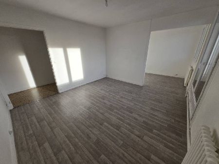 Location Appartement 4 pièces 66m² MEAUX 77100 - Photo 5