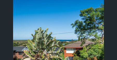 3 Bedroom Family Home - Photo 2