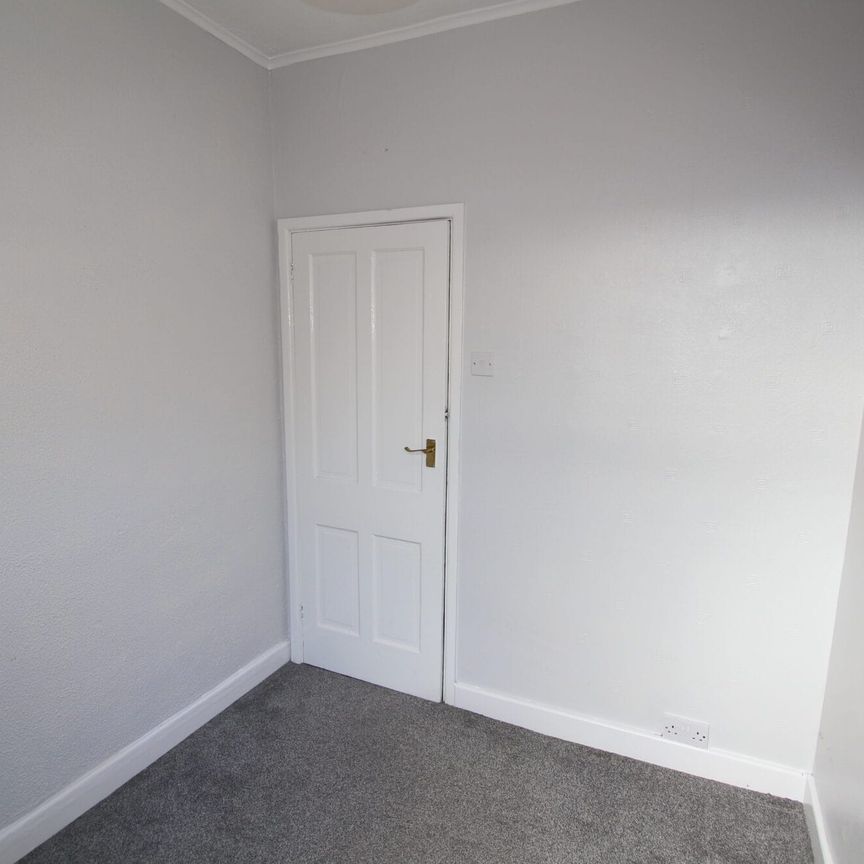 Broxholme Road, Sheffield, S8 - Photo 1