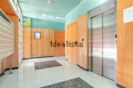 Alquiler de piso en Plaza Consejo de Europa, 1 - Photo 2