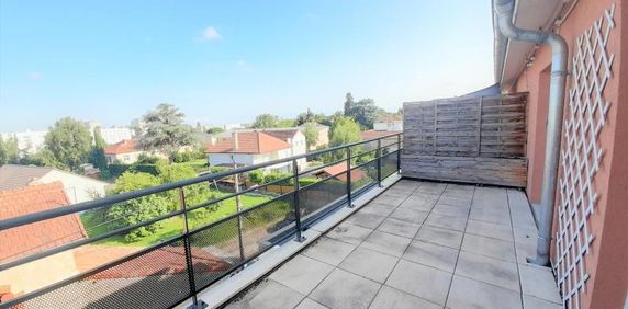 Location Appartement 1 pièce 31m² CHALON SUR SAONE 71100 - Photo 2