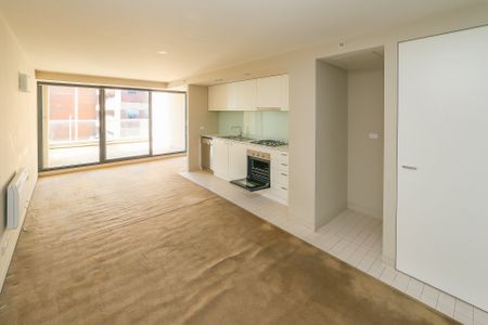 Live the Hawthorn lifestyle - Impressive apartment with huge balcony! - Photo 5
