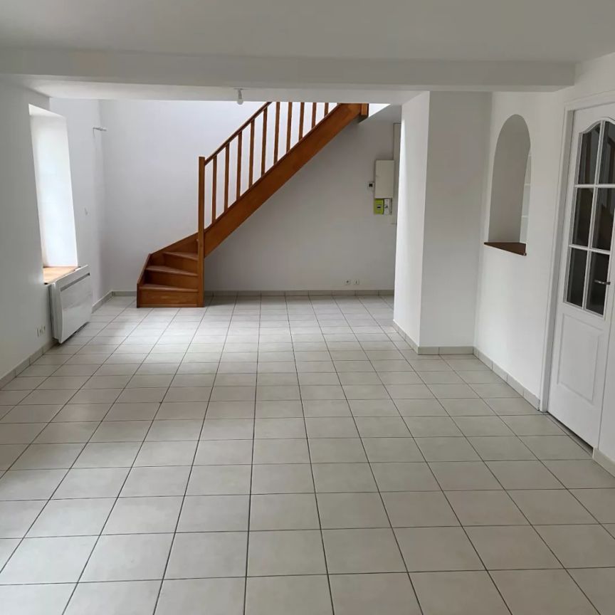 Location appartement T4 99.25m² à Ay Champagne (51160) - Photo 1