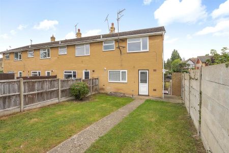 3 bedroom house to rent - Photo 2
