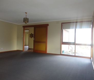 Ideally Located Family Home - Photo 6