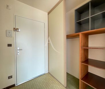 Location Appartement 1 pièce 33m² - Photo 3