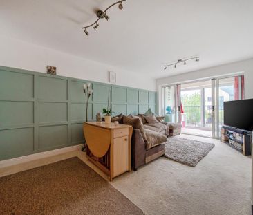 2 bedroom flat to rent - Photo 3