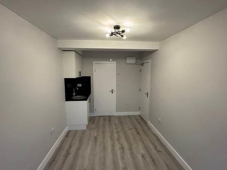 Studio to rent - Photo 5